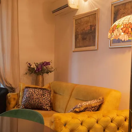 Leonardo - One Bedroom With Balcony Apartment Split