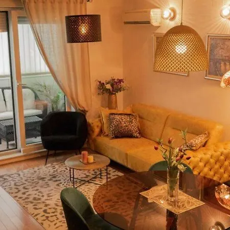Leonardo - One Bedroom With Balcony *