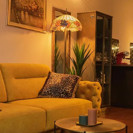 Leonardo - One Bedroom With Balcony Apartment